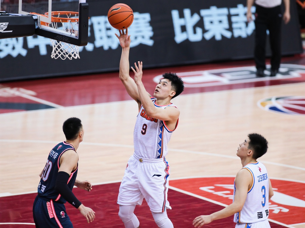 回顾CBA历史上的经典比赛，我们不难发现