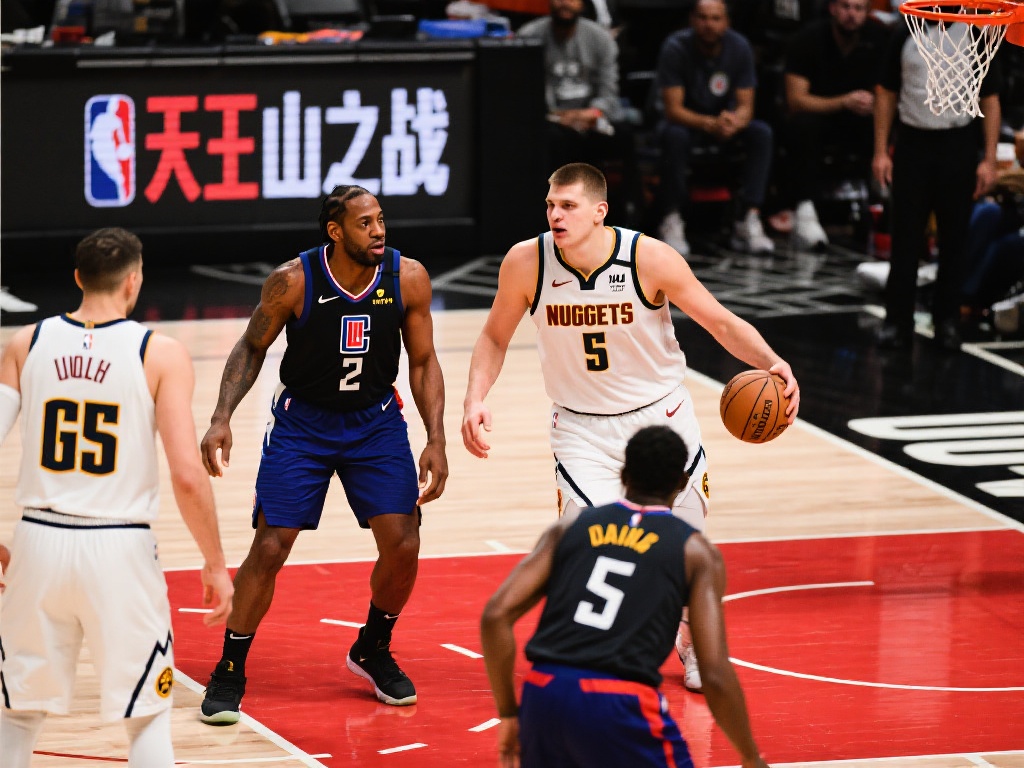 4月30日上午10点直播NBA季后赛:快船与掘金关键第五战 这场比赛之所以备受关注,不仅因为两支球队