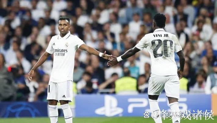 欧冠战报：多特蒙德与博德闪耀2-2握手言和，本菲卡2-0力克那不勒斯